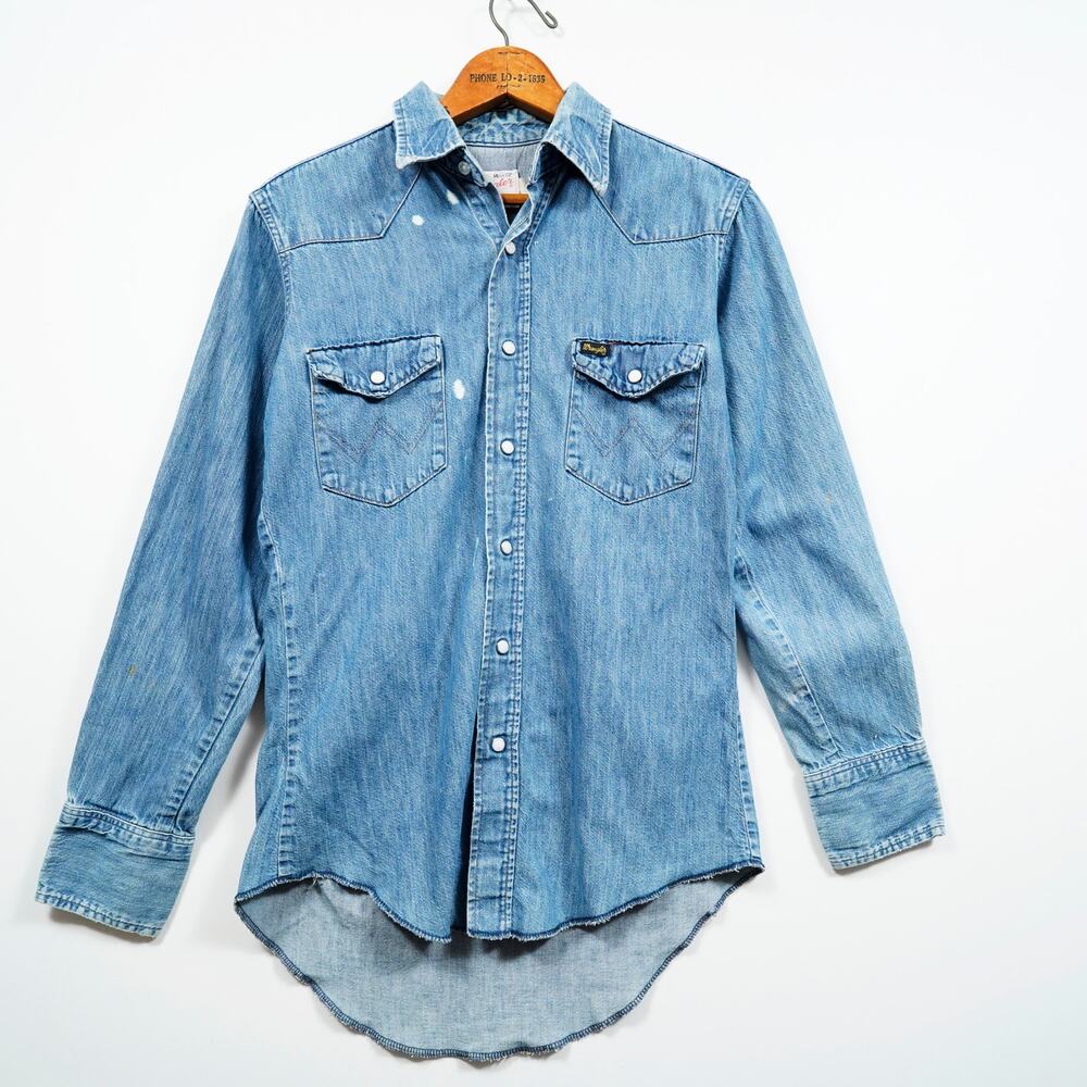 Vintage 70s Wrangler 27MW Western Denim Shirt USA Pearl Snap Distressed Fade S